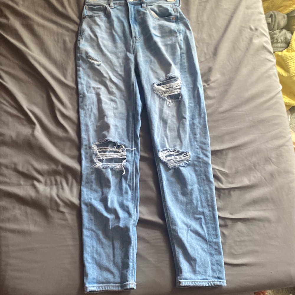 American Eagle Mom Jeans